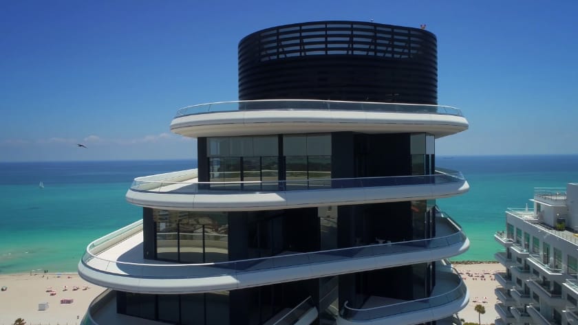 This Brazilian soccer legend just bought an $8M Miami-area penthouse ...